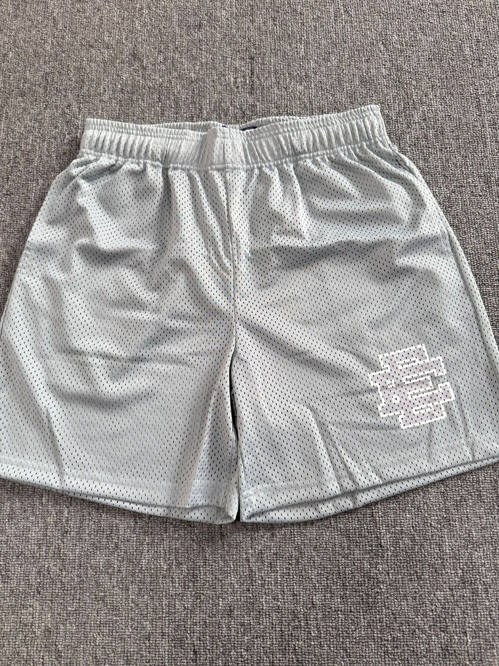 6323ec3e-3168-4f15-bdd0-79bac2269d4c