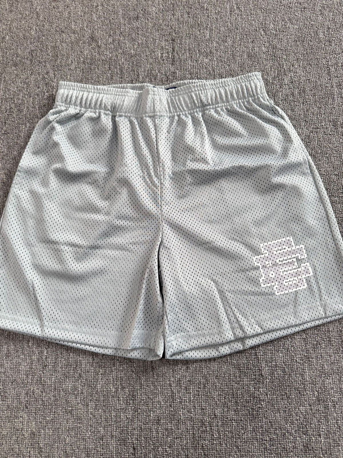 6323ec3e-3168-4f15-bdd0-79bac2269d4c