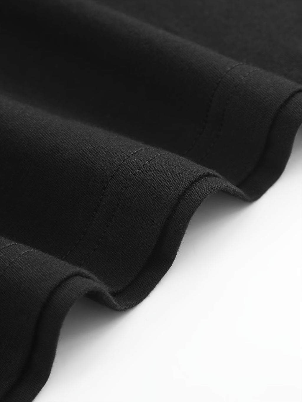 Durable heavyweight cotton tee, solid blank color, casual trendy summer wear.