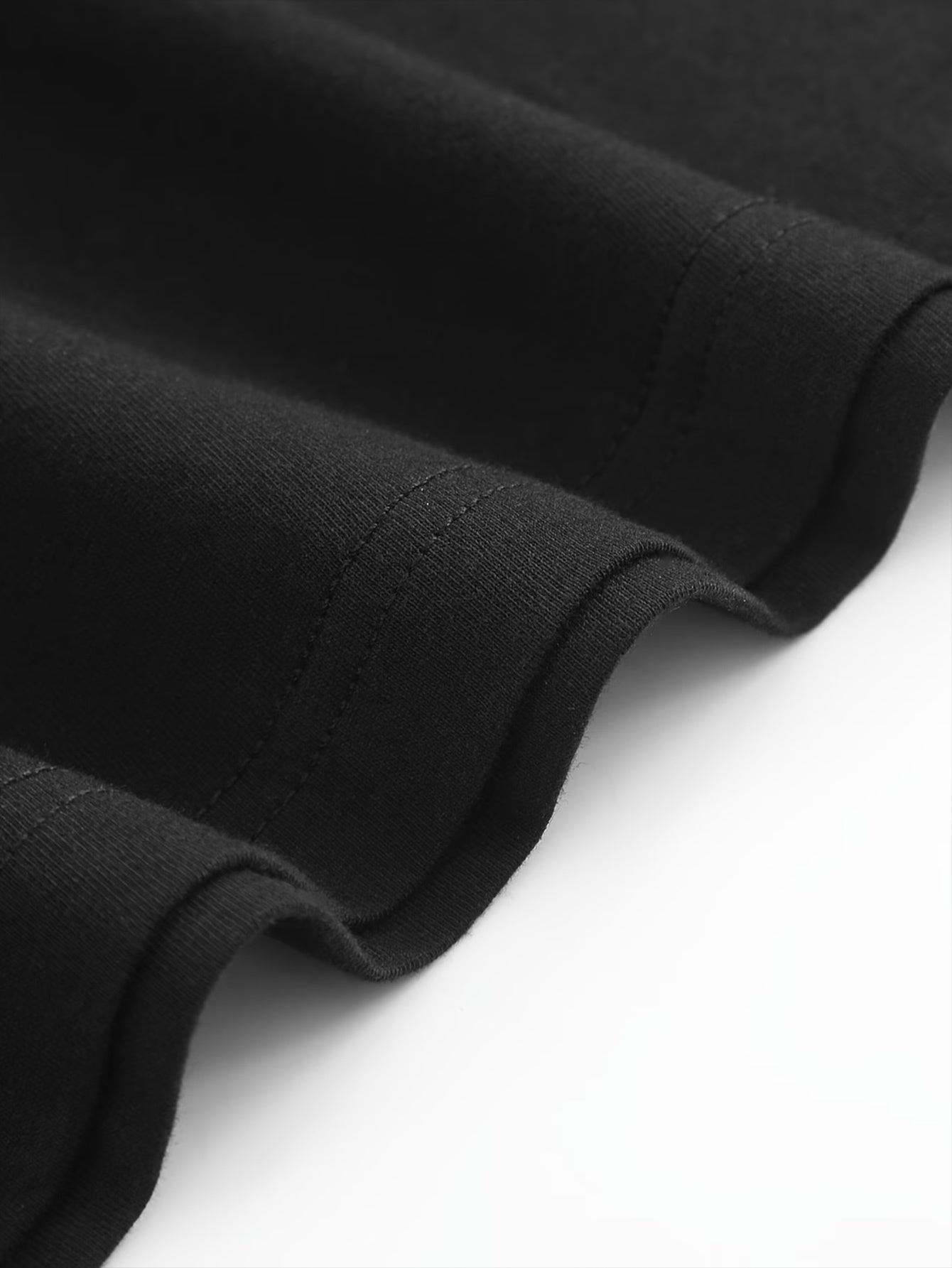 Durable heavyweight cotton tee, solid blank color, casual trendy summer wear.