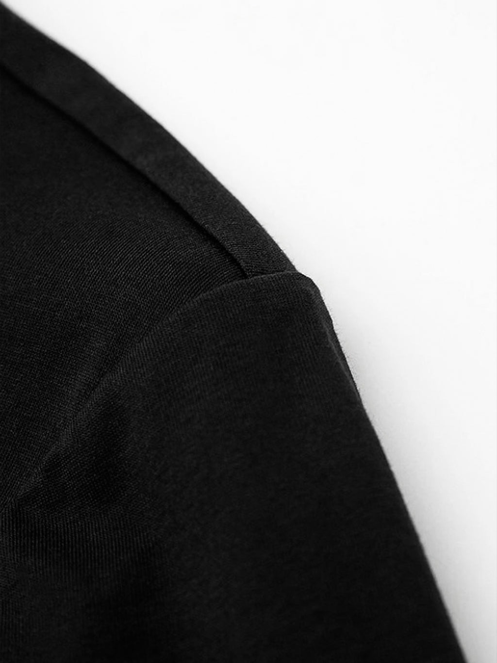 100% pure cotton blank sweatshirt, thick texture, loose cut for summer activities.