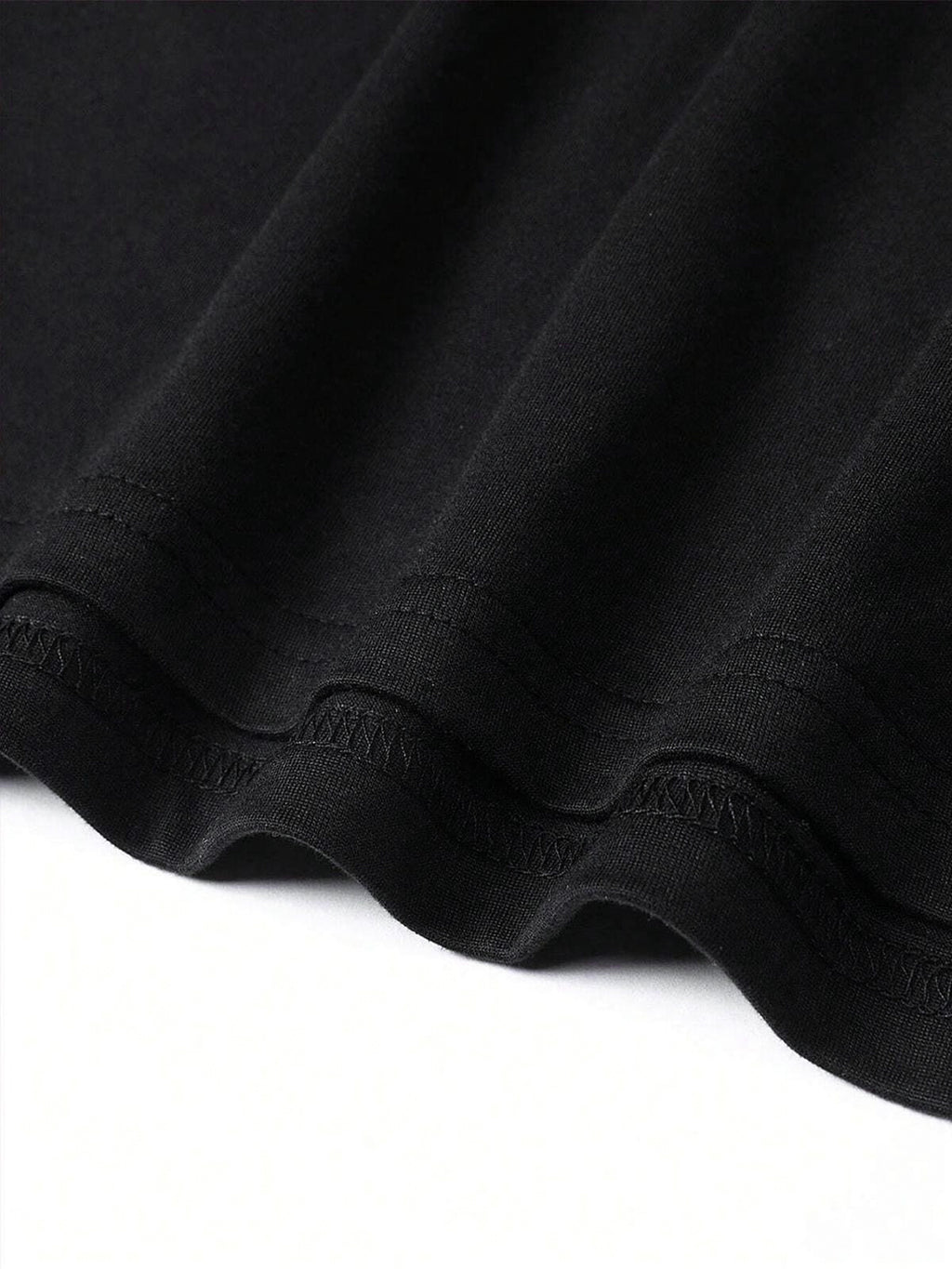 100% pure cotton blank sweatshirt, thick texture, loose cut for summer activities.