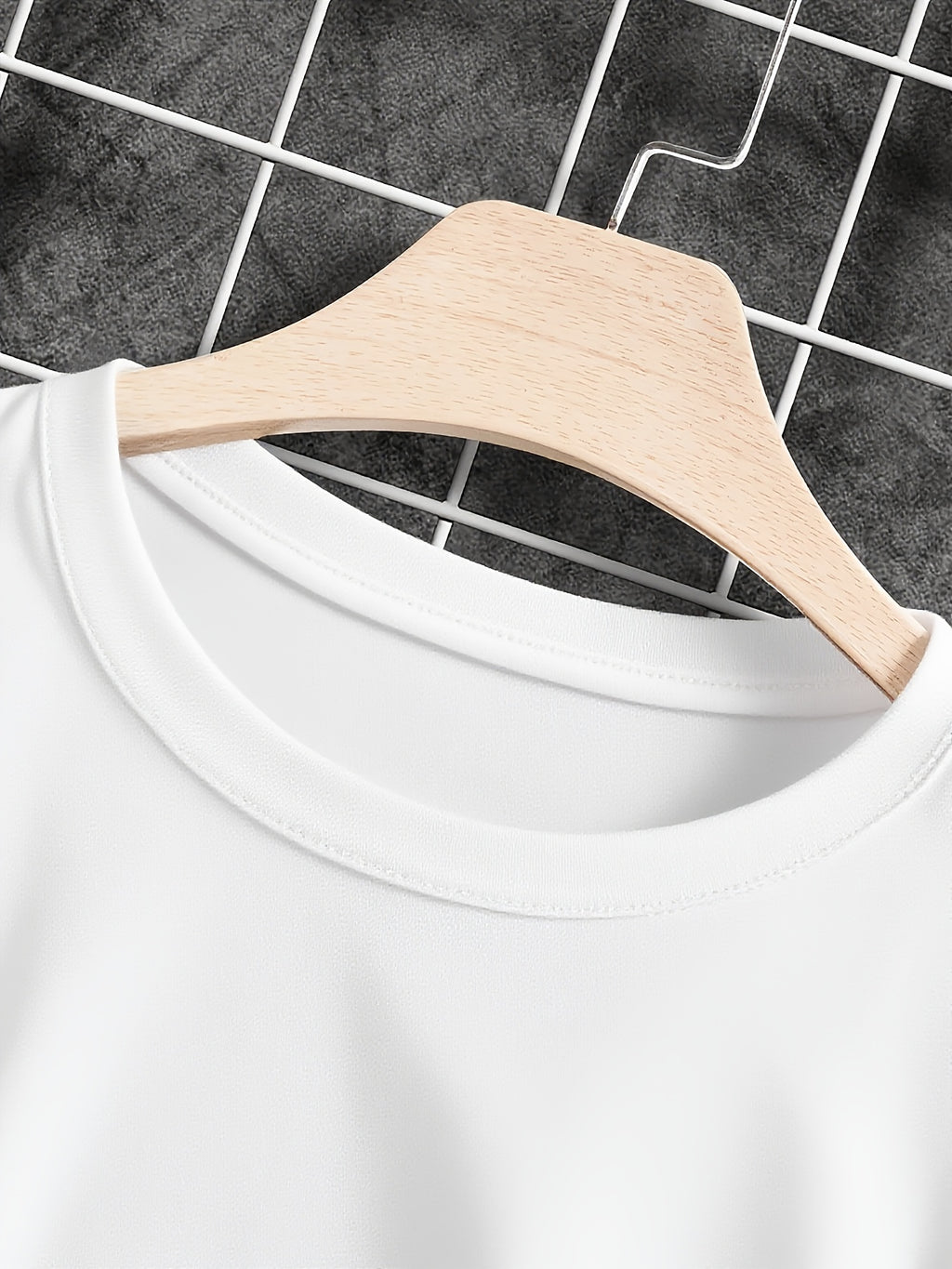 S6002 Heavyweight pure cotton sweatshirt, loose fit, plain design, trendy style for all seasons.